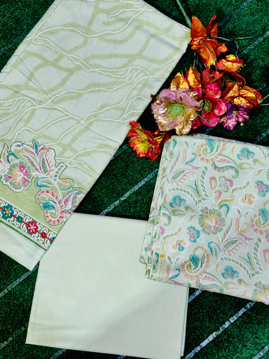 ✨ Lakhani 3-Piece Lawn Suit – Perfect for All Seasons ✨